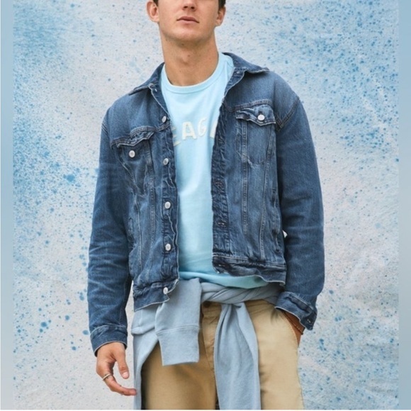 American Eagle Medium Wash Faded Denim Jean Jacket - Picture 1 of 11